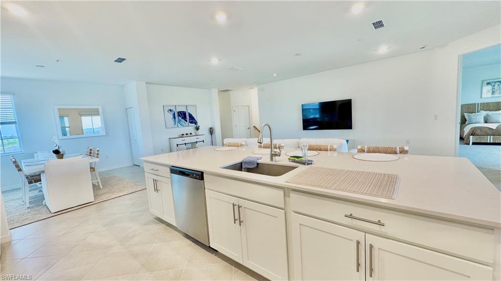 Kitchen island with quartz counters